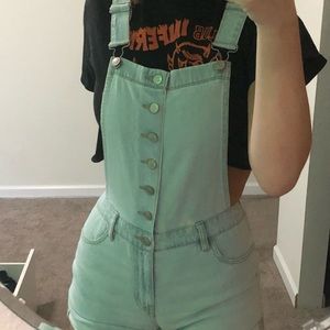 comfy cute overalls, accepting trades !